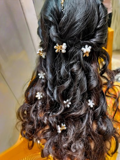 P u j a's Beauty Creation Is Art