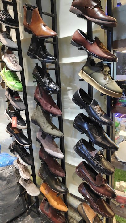 FrankissReloaded Clothing & Boutique