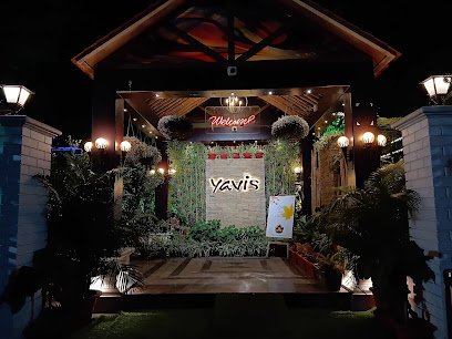 Yavis Restaurant